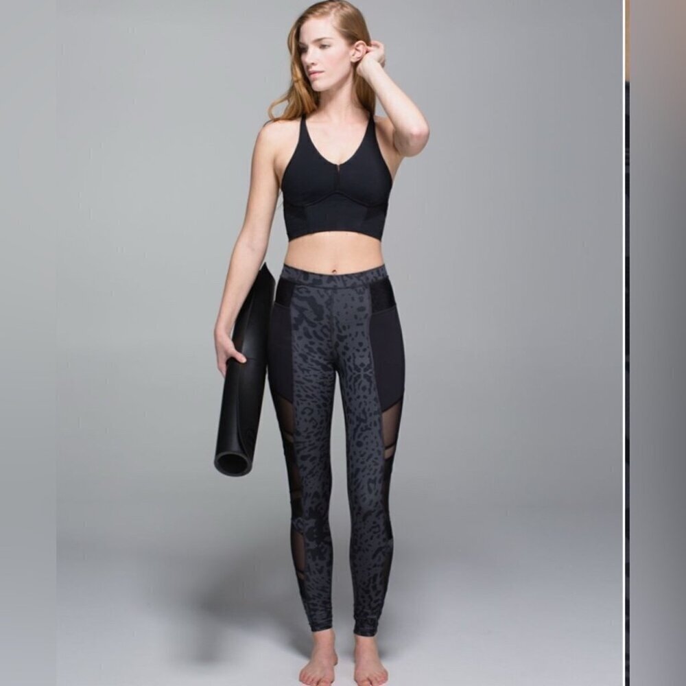 Lululemon Just Breathe Yoga Pant Animal Swirl Deep Coal Light / Black leggings 4